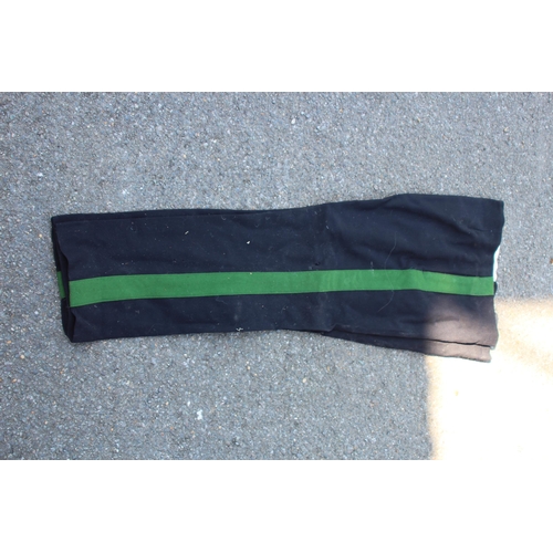 762 - QUANTITY OF MILITARY UNIFORM