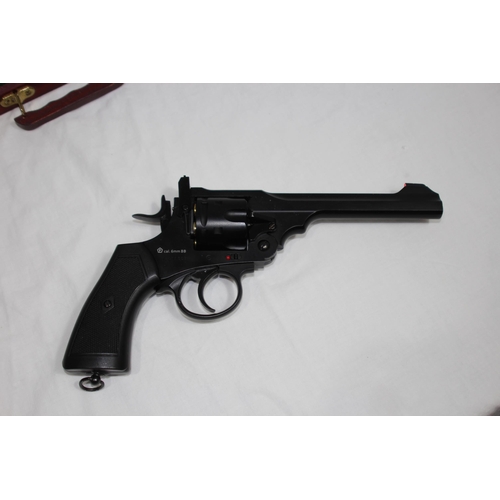 765 - WEBLEY MK VI 6MM B.B GUN IN CASE