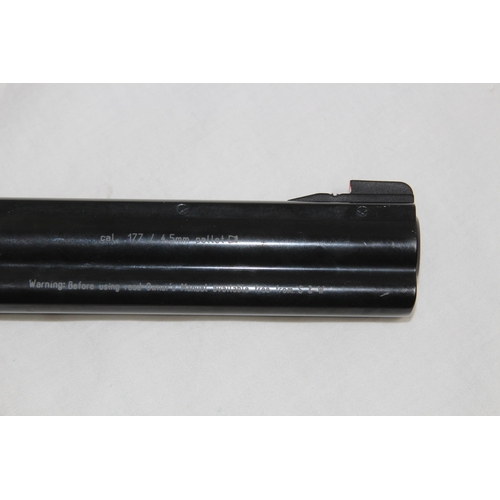 767 - SMITH AND WESTON CO2 POWERED 1.77 PELLET PISTOL