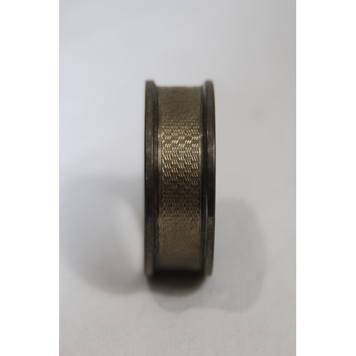 1044 - SILVER NAPKIN RING - 10.5G - BIRMINGHAM 1953 - BROADWAY AND CO