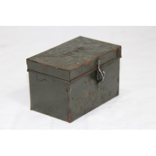 750 - QUANTITY OF MILITARY TINS x6 plus SHELL