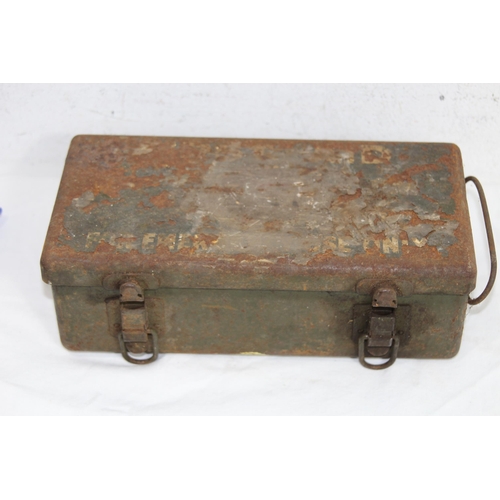 752 - INTERESTING MILITARY EPHEMERA