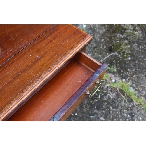 43 - ANTIQUE EDWARDIAN WRITING DESK
60 X 70 X 72CM