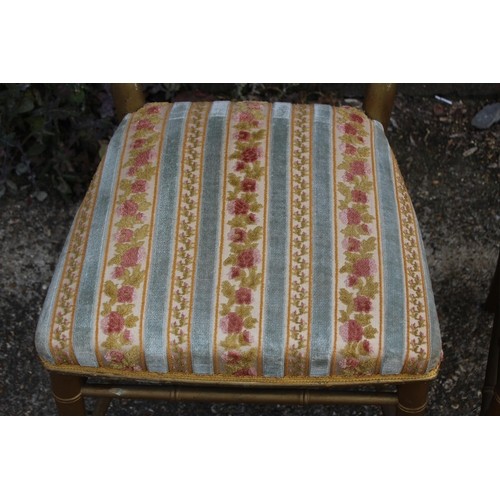 48 - PAIR OF VINTAGE BEDROOM CHAIRS 
37 X 40 X 85CM
