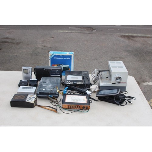 739 - QUANTITY OF ELECTRICALS