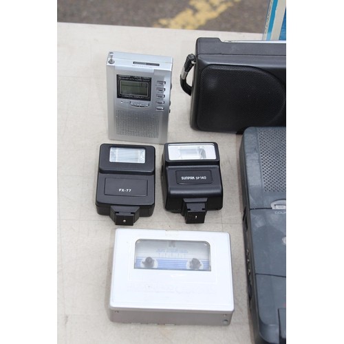 739 - QUANTITY OF ELECTRICALS
