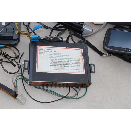 739 - QUANTITY OF ELECTRICALS
