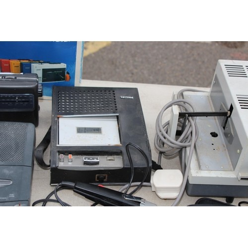 739 - QUANTITY OF ELECTRICALS