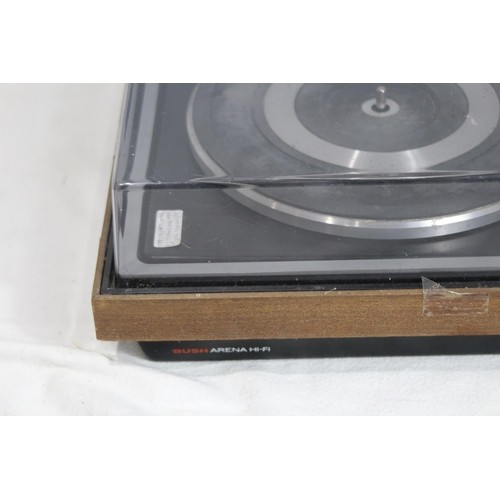 740 - GARRARD TURNTABLE R925