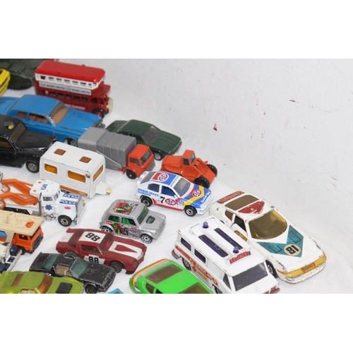575 - QUANTITY OF DIE CAST VEHICLES