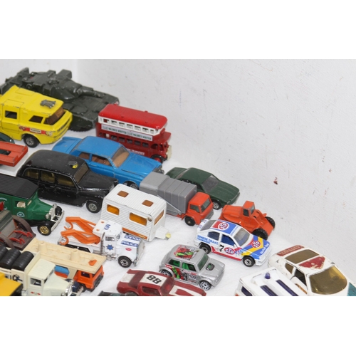 575 - QUANTITY OF DIE CAST VEHICLES