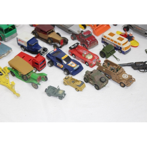 576 - QUANTITY OF DIE CAST VEHICLES