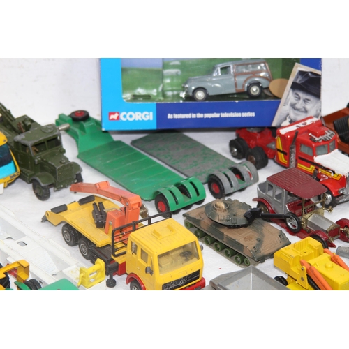 576 - QUANTITY OF DIE CAST VEHICLES