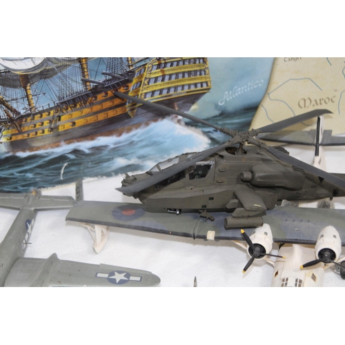 577 - QUANTITY OF MODEL AIRCRAFT AND UNMADE MODEL OF H.M.S VICTORY