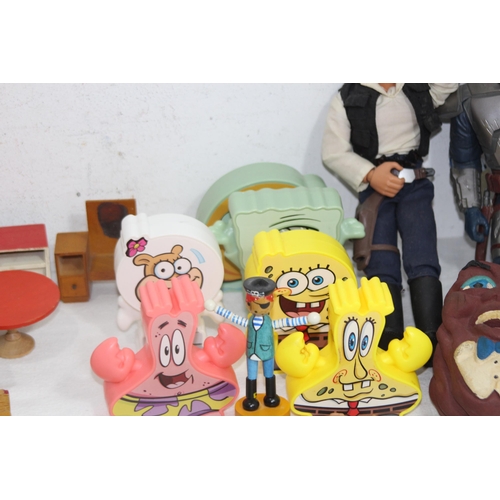 579 - QUANTITY OF MISCELLANEOUS TOYS