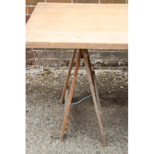 14 - 2 X TRESTLE TABLES
198 x 93 x 82cm