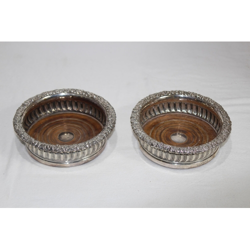 1050 - PAIR OF SILVER WINE COASTERS - SHEFFIELD 1820 - THOMAS AND JOHN SETTLE