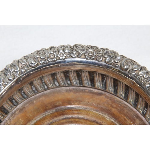 1050 - PAIR OF SILVER WINE COASTERS - SHEFFIELD 1820 - THOMAS AND JOHN SETTLE