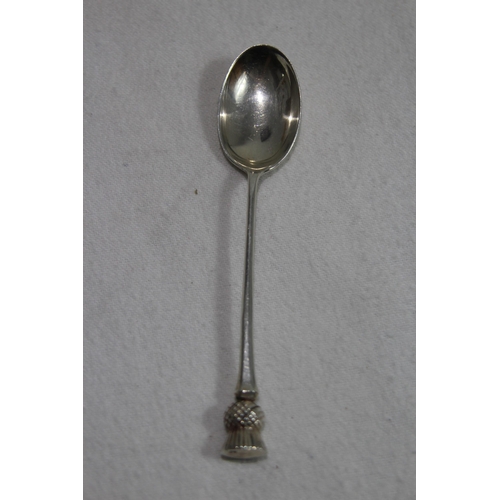 1057 - 3 x SILVER SPOONS WITH THISTLE FINIAL - 11G - BIRMINGHAM 1993 - W.JOHNSON AND SON, 11.5G - SHEFFIELD... 