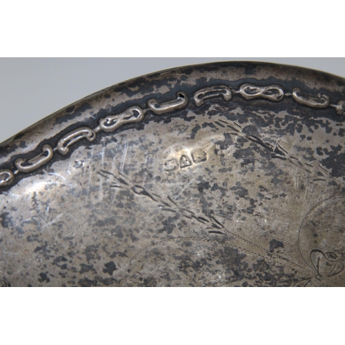 1060 - 2 X SILVER HAIR BRUSHES, MIRROR AND LID - CHESTER 1909 - GEORGE NATHAN AND RIDLEY HAYES