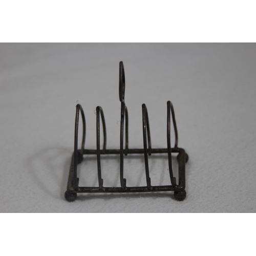 1064 - SILVER TOAST RACK - 43G - BIRMINGHAM 1901