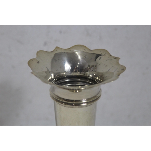 1067 - LARGE SILVER VASE - LONDON 1925