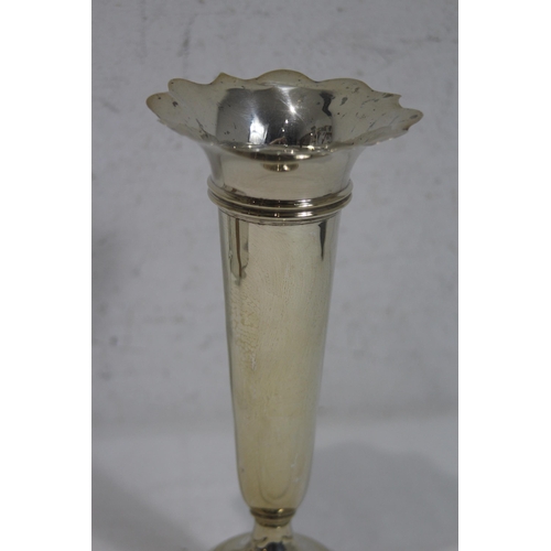 1067 - LARGE SILVER VASE - LONDON 1925