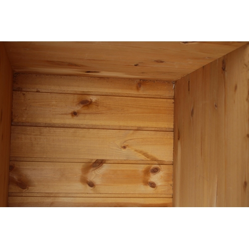 7 - QUANTITY OF PINE FURNITURE x8 
91 X 51 X 53CM