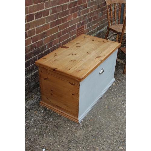 7 - QUANTITY OF PINE FURNITURE x8 
91 X 51 X 53CM