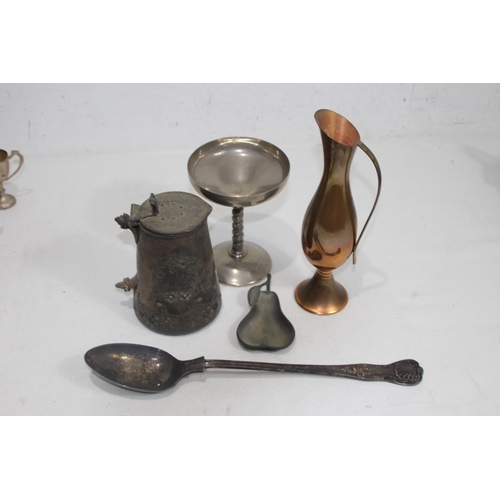 545 - BOX OF PLATED WARE