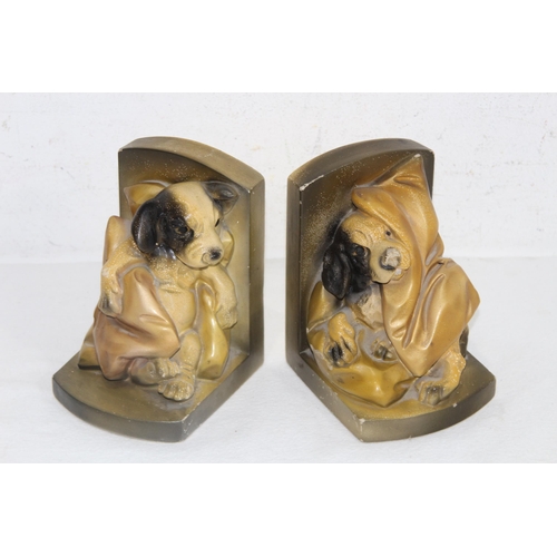 548 - PAIR OF VINTAGE DOG BOOKENDS