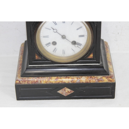 556 - SLATE CLOCK 
20 X 22 X 15CM