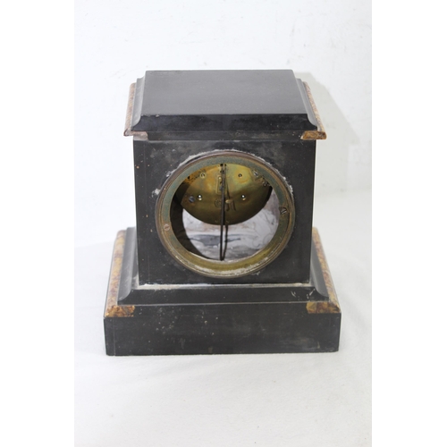 556 - SLATE CLOCK 
20 X 22 X 15CM