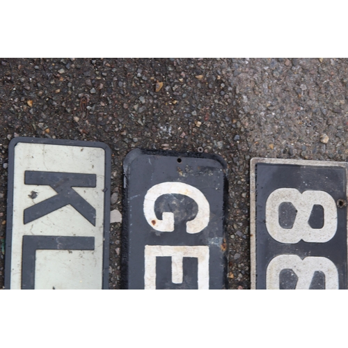 554 - QUANTITY OF NUMBER PLATES X 9
60CM