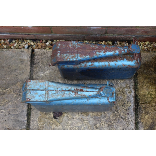 557 - 4 X PETROL CANS INCLUDING MILITARY