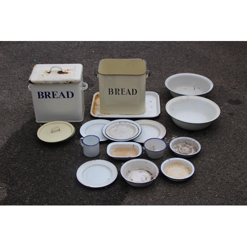 560 - QUANTITY OF ENAMEL