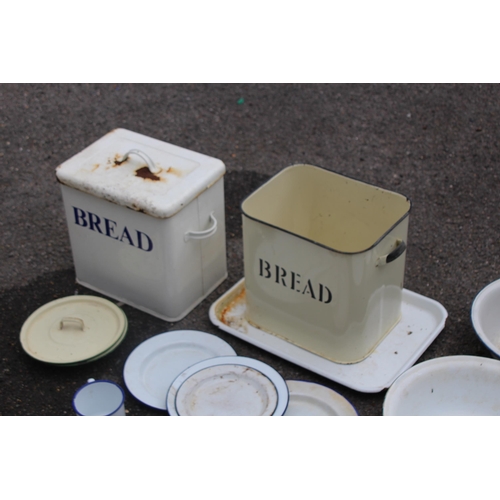 560 - QUANTITY OF ENAMEL