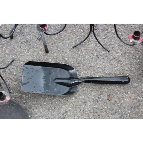 561 - QUANTITY OF IRONWARE