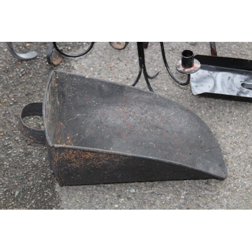 561 - QUANTITY OF IRONWARE