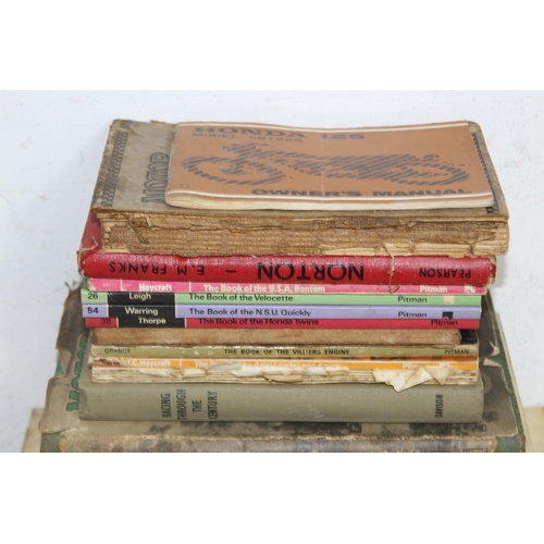 563 - QUANTITY OF MOTORBIKE BOOKS