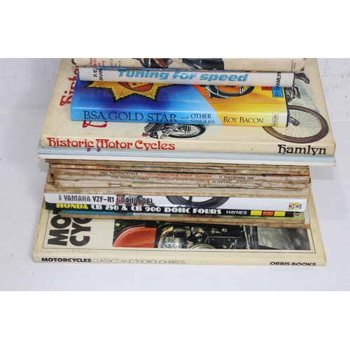 563 - QUANTITY OF MOTORBIKE BOOKS