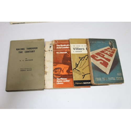 563 - QUANTITY OF MOTORBIKE BOOKS
