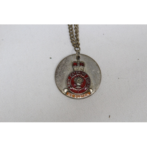 774 - SELECTION OF WWII MEDALS AND OTHER PIECES x8