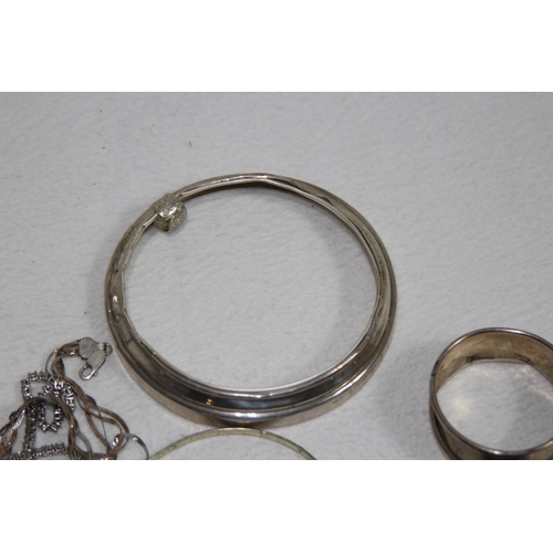 1073 - QUANTITY OF SCRAP SILVER - 117.35G