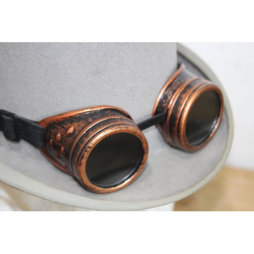 564 - 2 X TOP HATS AND BOWLER HAT