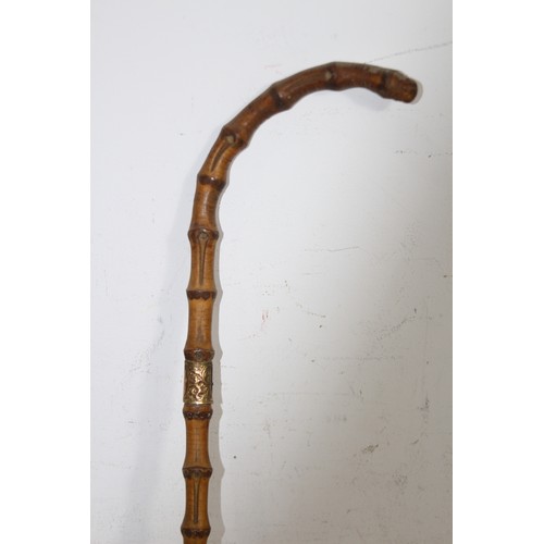 567 - QUANTITY OF VINTAGE RIDING CROPS ETC
