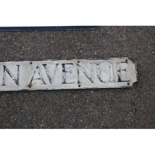 568 - 2 X VINTAGE ROAD NAME SIGNS