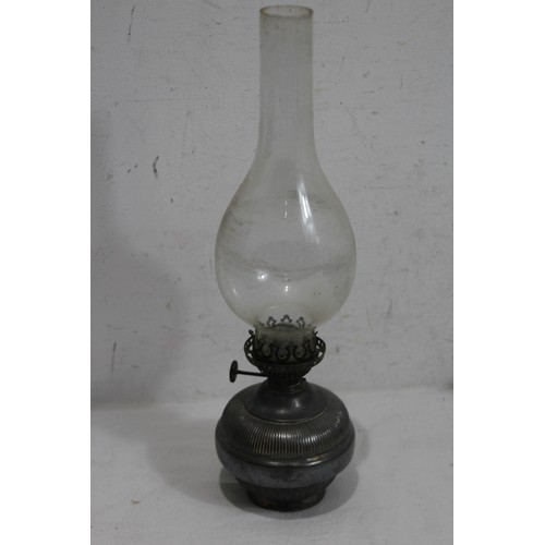 569 - QUANTITY OF METALWARE ETC