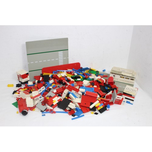 571 - QUANTITY OF LEGO