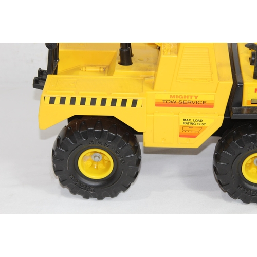 602 - TONKA TOW TRUCK
40 X 35CM